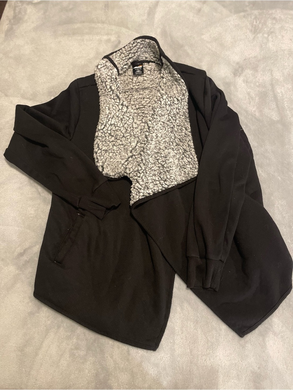 Avia Black Jacket with Light Gray Sherpa Interior